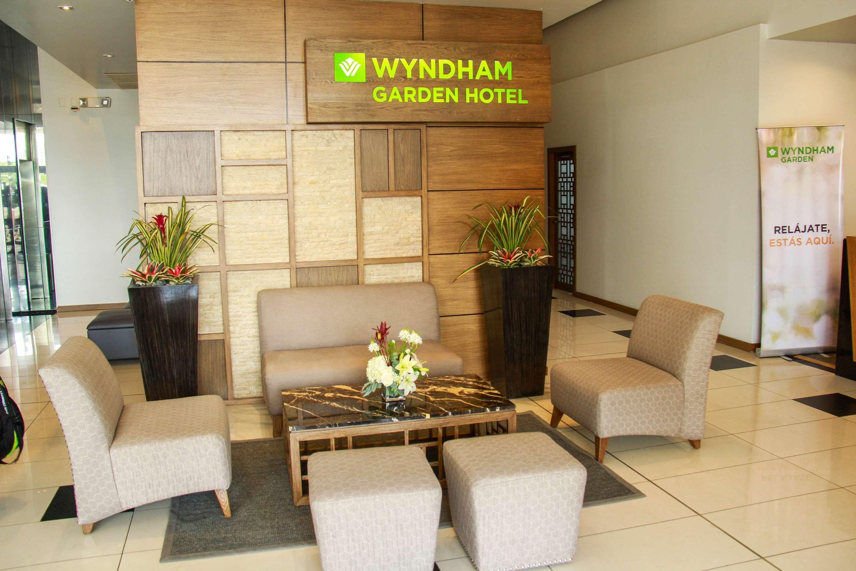 Wyndham Garden Guayaquil Hotel Buitenkant foto